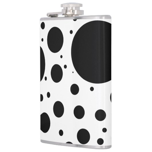 Schwarze Flecken und Kreise auf Weiß in Flachmann (Links)