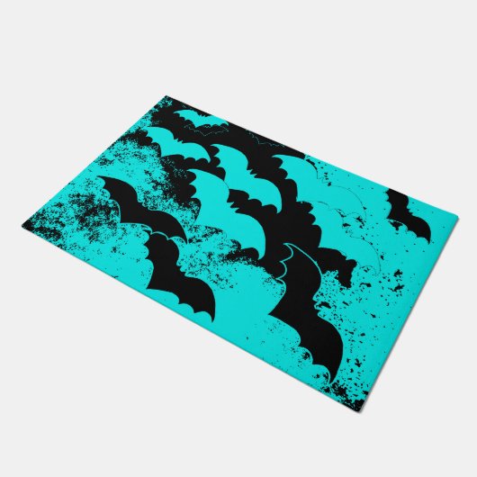 Schwarze Fledermäuse Aquamarin Fußmatte (Schrägansicht)