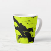 Schwarze Fledermäuse in Fluggelb Milchtasse (Rechte Ecke)