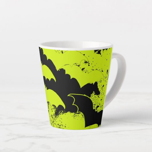 Schwarze Fledermäuse in Fluggelb Milchtasse (Rechte Ecke)