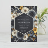 Schwarze florale Hochzeitsromantik Einladung (Stehend Vorderseite)