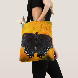 Schwarze Form des Östlichen Tigers Tasche