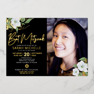 Schwarze Foto Bat Mitzvah Florale Schrift Echtgold Folieneinladung