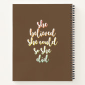 Schwarze Frau, glaubte sie, braun Notizblock (Rückseite)