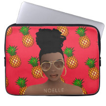Schwarze Frau, Gold, Ananas Muster, Rot