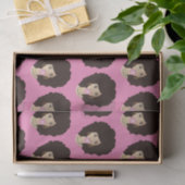 Schwarze Frau, Naturhaare, rosa Bubblegum, rosa Seidenpapier (Geschenk)