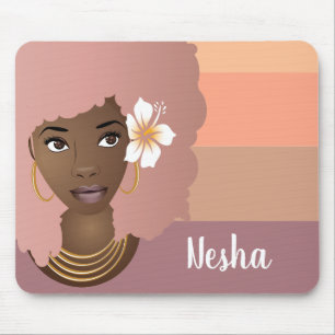 Schwarze Frau rosa Afro, orange rosa Lila Streifen Mousepad