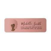 Schwarze Frau, rosa Naturhaar Afro (Vorne)