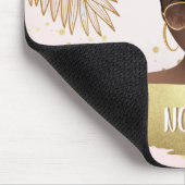 Schwarze Frau, tropische Blätter und Schatten, ros Mousepad (Ecke)