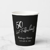 Schwarze Fünfzig und Fabulous Schriftzug Geburtsta Pappbecher (Rückseite)
