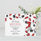 Schwarze Fußballbälle Kindergeburtstag Party Einladung (Stehend Vorderseite)