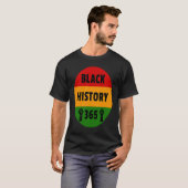 Schwarze Geschichte 365 Power Faustkunst T-Shirt (Vorne ganz)