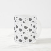 Schwarze glänzende Herzen niedlich romantische Mus Mattglastasse (VorderseiteRechts)