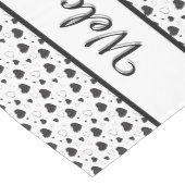 Schwarze glänzende Herzen niedlich romantische Mus Mittelgroßer Tischläufer (Ecke)