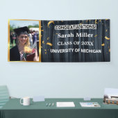 Schwarze Glückwunsch Abschluss 2025 mit Name und F Banner (Messe)