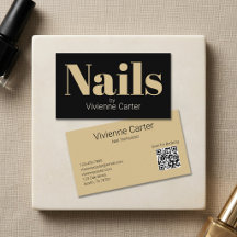 Schwarze Gold-Typografie-Nageltechniker-Salon