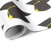 Schwarze Graduierungskappe mit weißem Hintergrundg Geschenkpapier (Rolleneckpunkt)