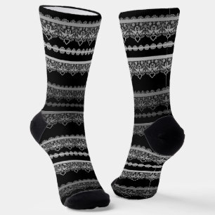 schwarze, graue, weiße und schwarze Spitze auf sch Socken