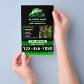 Schwarze grüne professionelle Rasenpflege Landscha Flyer (Handgriff)
