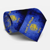 Schwarze Grunge-Oregon-Staats-Flagge Krawatte (Gerollt)