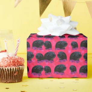 Schwarze Guinea Schweine auf Hübsch rosa Rosen Geschenkpapier
