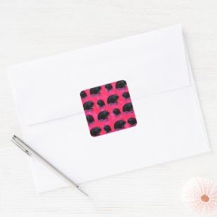 Schwarze Guinea Schweine auf Hübsch rosa Rosen Quadratischer Aufkleber