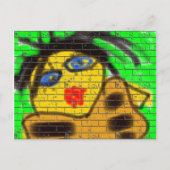 Schwarze Haare Beere Frau Graffiti Wall Green Postkarte (Vorderseite)