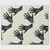 Schwarze Hände mit lackierten Nägeln Geschenkpapier (Flach)