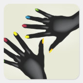 Schwarze Hände mit lackierten Nägeln Quadratischer Aufkleber (Vorderseite)