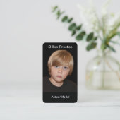 Schwarze Headshot-Visitenkarte-Schablone Visitenkarte (Stehend Vorderseite)