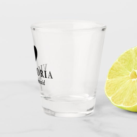 Schwarze Herz-Brautjungfern-personalisierte Schnapsglas (Rechts)