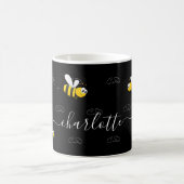 Schwarze Hummeln Sommerspass Spaß Monogramm Kaffeetasse (Mittel)