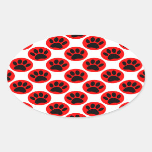 Schwarze Hundepaws in roten Polka-Punkten Ovaler Aufkleber