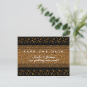 Schwarze Imitate Gold Save the Date Postkarte (Stehend Vorderseite)