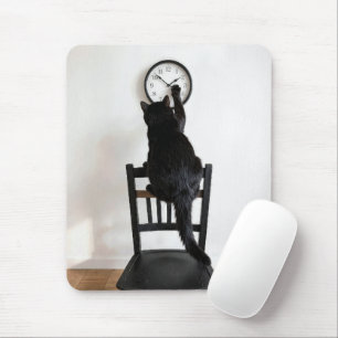 Schwarze Katze ändert die Zeit Mousepad