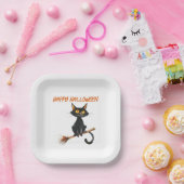 Schwarze Katze auf einem Hexenglühenden glückliche Pappteller (Party)