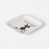 Schwarze Katze auf einem Hexenglühenden glückliche Pappteller (Gewinkelt)