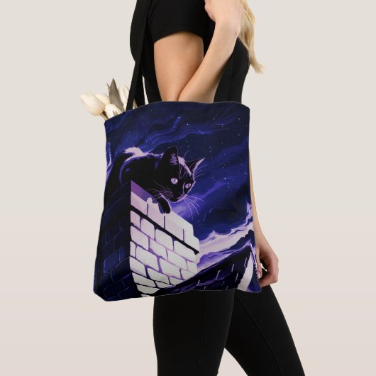 Schwarze Katze auf Kamin Design Tote Tasche (Von Nahem)