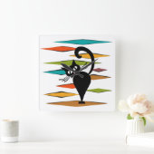 Schwarze Katze aus der Mitte des Jahrhunderts Quadratische Wanduhr (Zuhause)