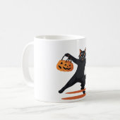 Schwarze Katze, die am Halloween-Bash heranreift u Kaffeetasse (Vorderseite Links)