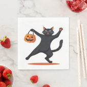 Schwarze Katze, die am Halloween-Bash heranreift u Serviette (Beispiel)