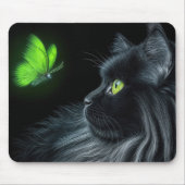 Schwarze Katze, die an einem glühenden grünen Schm Mousepad (Vorne)