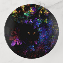 Schwarze Katze, die sich in Blume versteckt