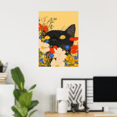 Schwarze Katze, die sich unter Blume versteckt Poster (Heimbüro)