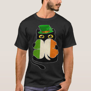 Schwarze Katze hält Shamrock irische Flagge St. Pa T-Shirt