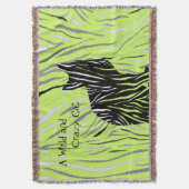 Schwarze Katze im verrückten Gras Decke (Vorderseite Vertikal)