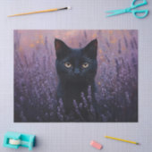 Schwarze Katze in einer Lavenderfelddarstellung Seidenpapier (Basteln)