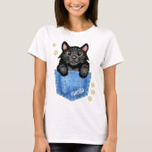 Schwarze Katze in Imitaten Denim Pocket mit Indivi T-Shirt (Vorderseite)