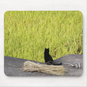 Schwarze Katze in Rice Paddy Mousepad