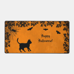Schwarze Katze mit Bat, glückliches Halloween Schreibtischunterlage